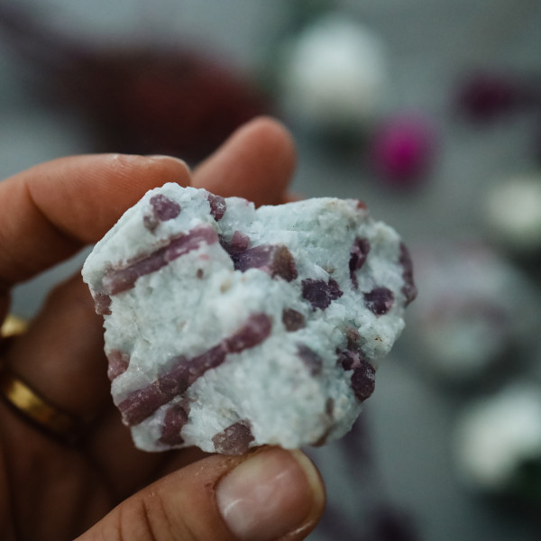 Surowy różowy Turmalin- większy