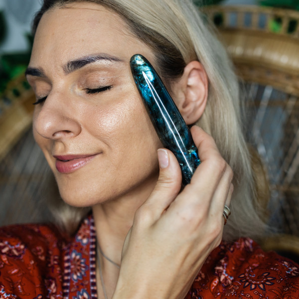 Różczka do masażu z Labradorytu