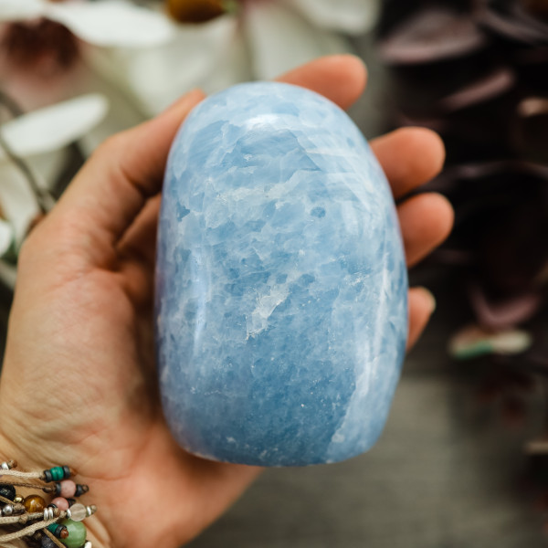 Niebieski Kalcyt- polerowana bryła